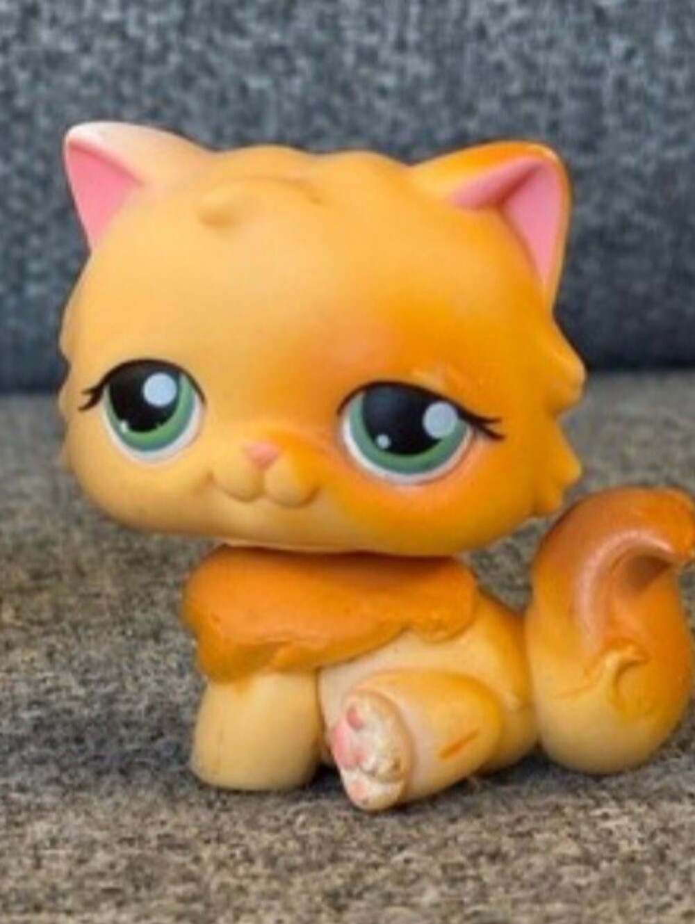 Littlest Pet Shop #217 Orange W Green Eyes 2004 y2k Lps
